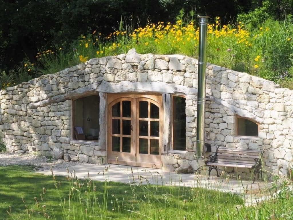 Maison Terre Les Cabanes De Fallot - Sauna Bain-Froid Piscine Naturelle L'isle-Bouzon Bagian luar foto